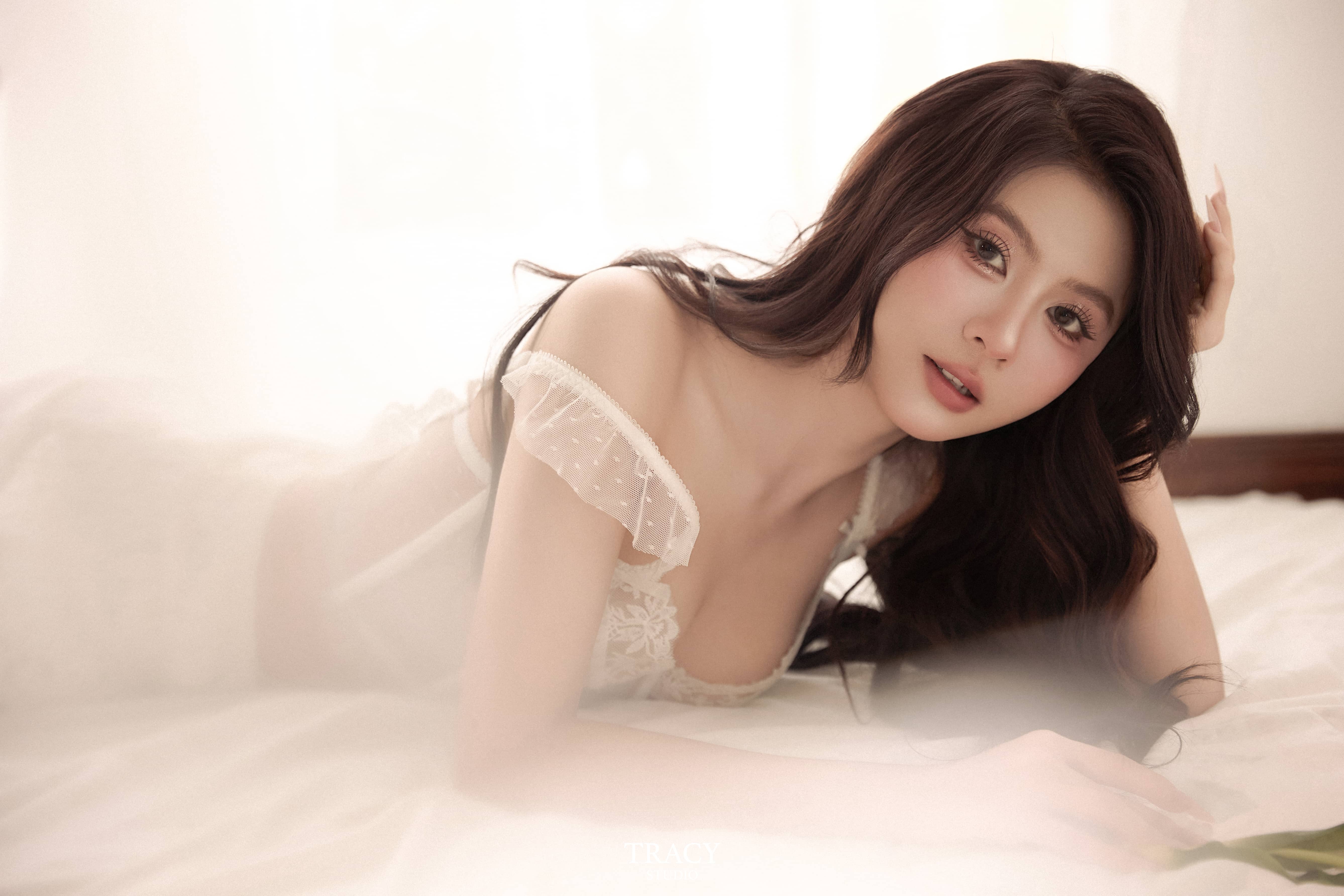 frontend/img/gallery/concept-sexy/tracy-studio-chup-concept-sexy-trang (9).jpg